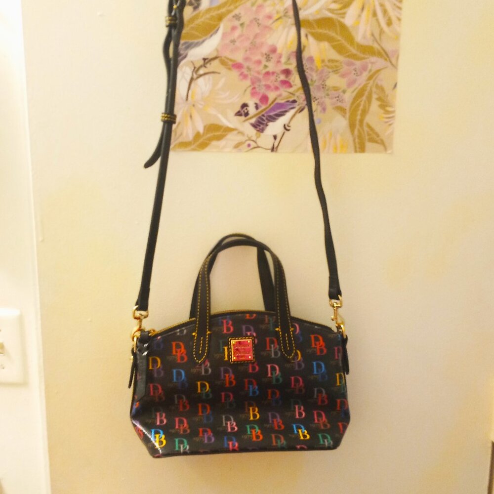 NWT Dooney & Bourke Black Multicolor DB Logo Crossbody Bag